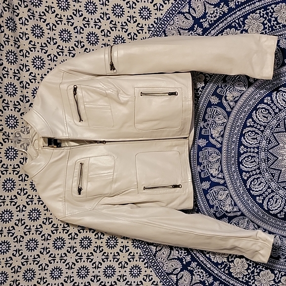 Jacket - Picture 1 of 10